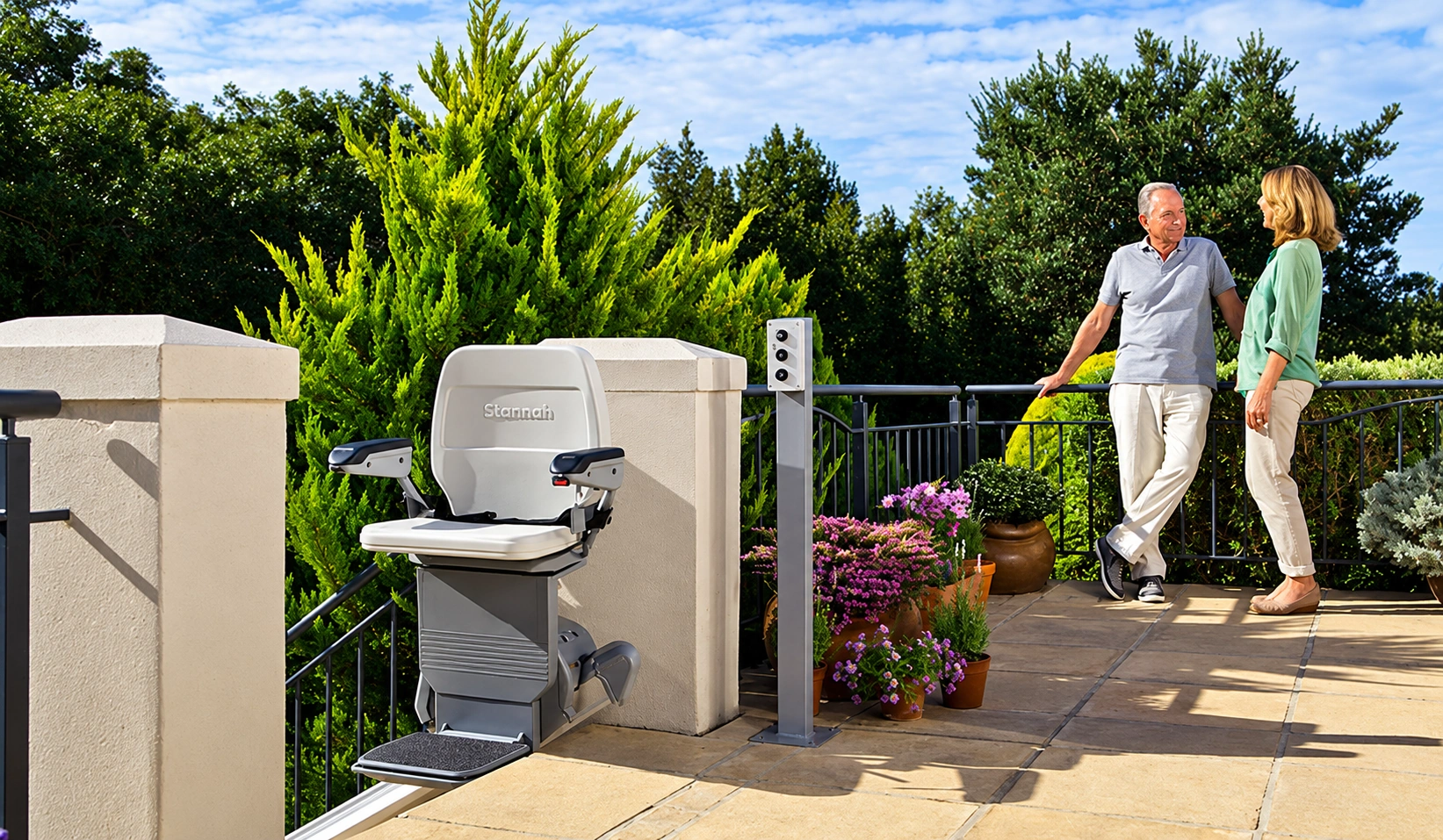 Silla elevadora Stannah para escaleras exteriores